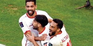 جريدة أردنية تُقرب مهاجم منتخب الأردن من الأهلي في يناير