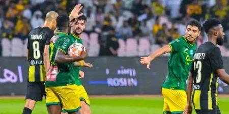 شاهد.. بث مباشر لمباراة الرياض والخليج في الدوري السعودي