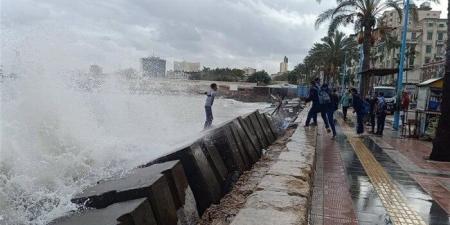 أمطار غزيرة وانخفاض بدرجات الحرارة.. نوة الفيضة الكبرى تضرب المحافظات