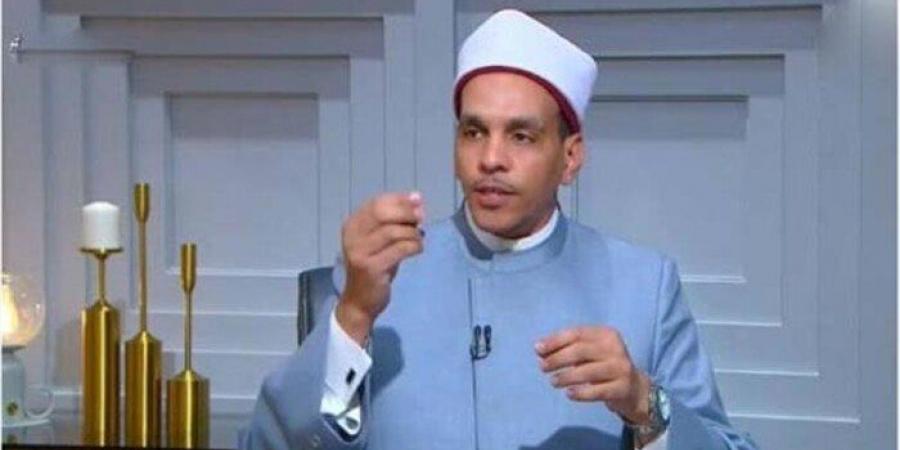 هل يجوز تأخير الصلاة عن موعدها المحدد؟.. أمين الفتوى يجيب