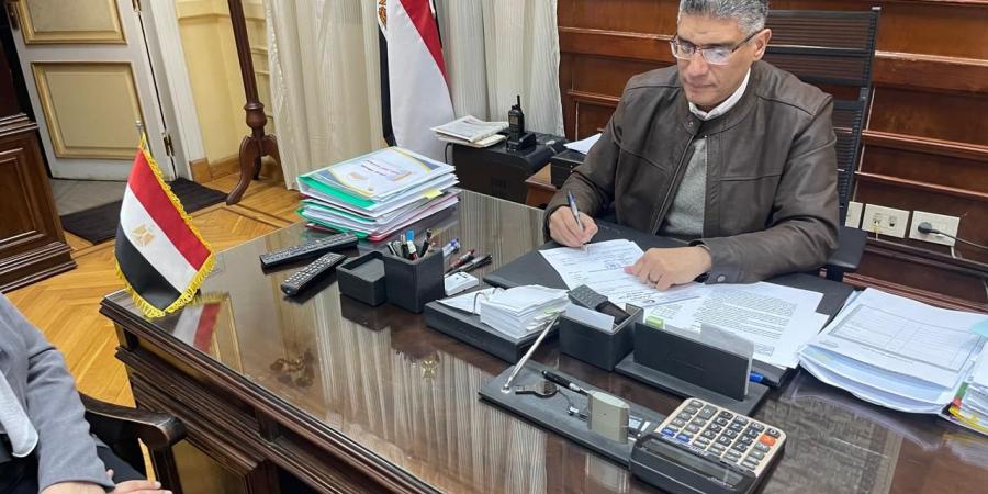 الجيزة : استمرار العمل بمكاتب صحة الطالبية ونكلا والصف