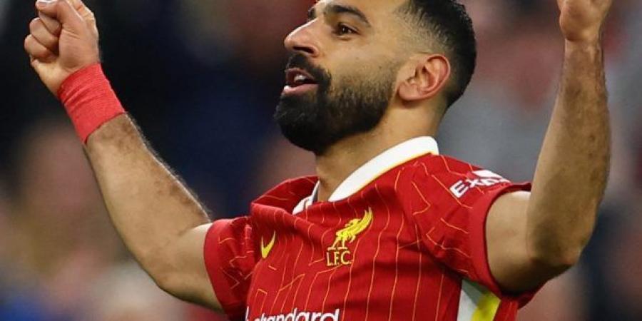 قبل مباراة ليفربول.. مشجعة لمانشستر يونايتد توجه طلبًا غريبًا لمحمد صلاح