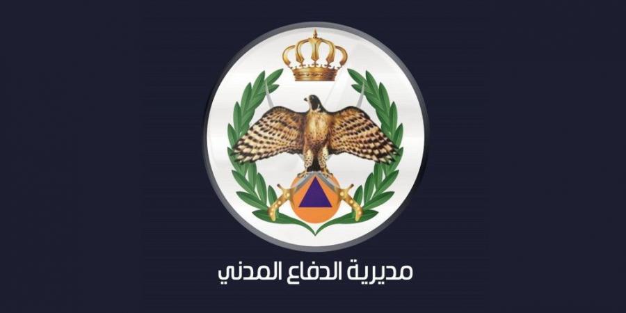 الدفاع المدني ينقذ حياة سائق تاكسي دخل بغيبوبة في مكان مجهول