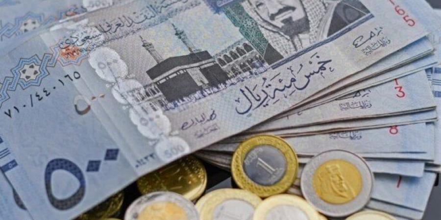 سعر الريال السعودي في نهاية تعاملات اليوم الأربعاء 8 يناير 2025