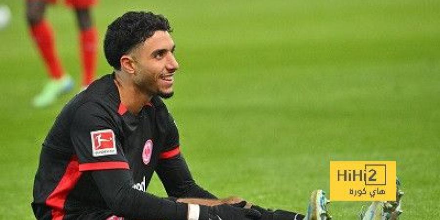 فرانكفورت ينتظر عرض مانشستر سيتي الرسمي لضم مرموش