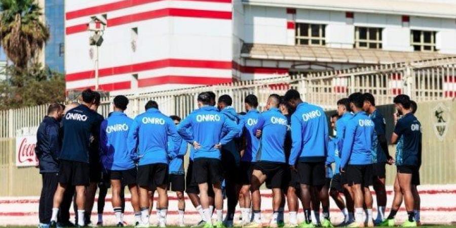 تفاصيل جلسة جروس مع لاعبي الزمالك قبل مواجهة بلاك بولز