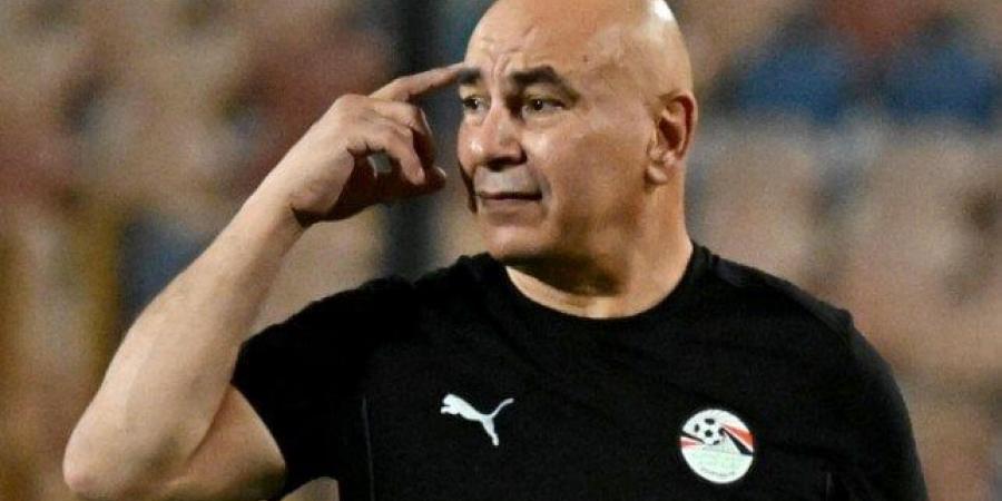 جهاز منتخب مصر بقيادة التوأم يحضر مباراة بيراميدز و غزل المحلة