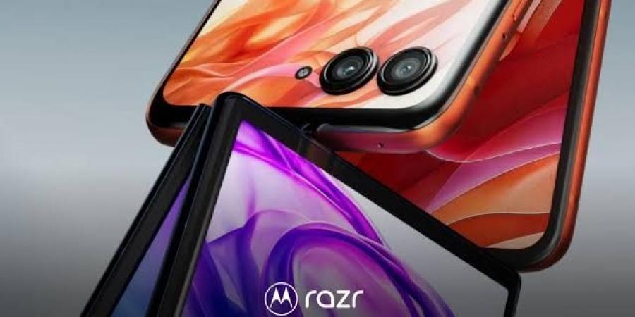 Motorola Razr الجديد يظهر لمنافسة هواتف سامسونج القابلة للطي