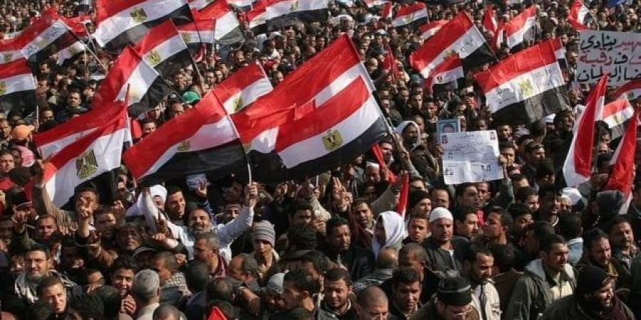 مصطفى بكري وأسرار جديدة عن الـ 18 يوم.. 25 يناير من الثورة إلى مؤامرة «الإخوان الإرهابية»