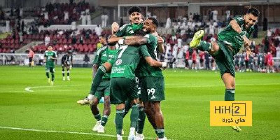 الأهلي يتقدم على الاتفاق بهدف في الشوط الأول