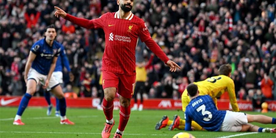 ترتيب هدافي الدوري الإنجليزي بعد هدفي محمد صلاح وهالاند اليوم